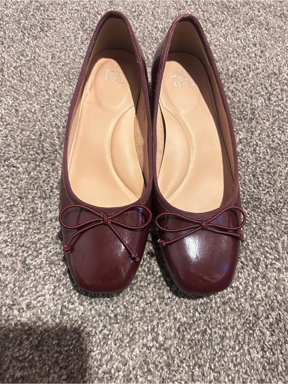 Time and Tru Burgundy Patent Ballet Flats with Bow